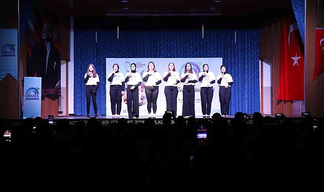 İşaret dili ile tiyatro