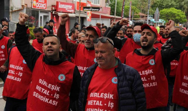 İşçi kenti Kocaeli'de binlerce işçi 1 Mayıs'ta buluştu