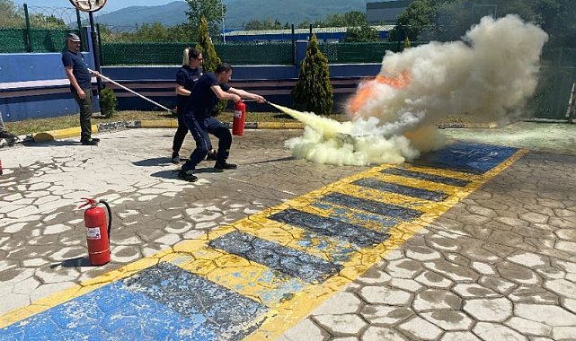 İtfaiye Daire Başkanlığı eğitimlerini sürdürüyor