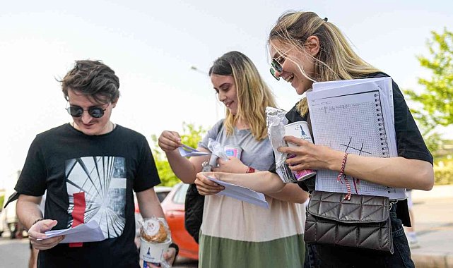 İzmir&#039;de gençlere sürpriz