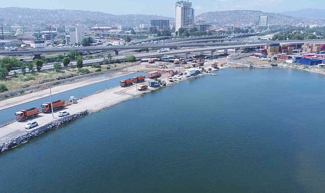 İzmir'de "koku"ya karşı atak