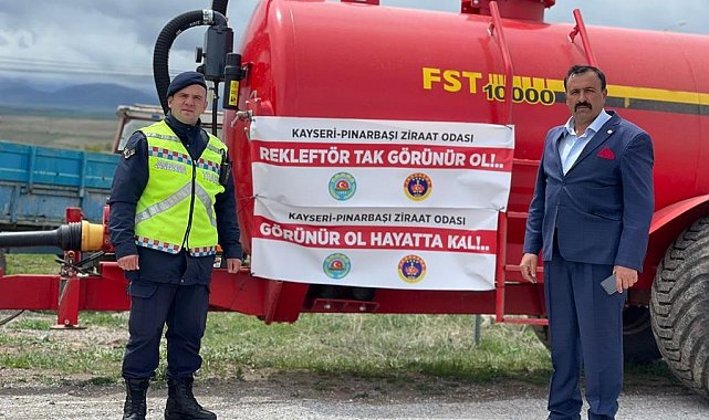 Jandarma ekipleri traktörler römorklarına reflektör taktı