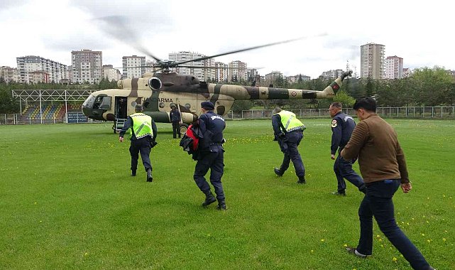Jandarma hem trafiği hem de sit alanlarını havadan denetledi
