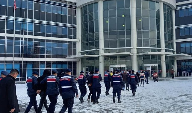 Jandarma suça geçit vermiyor