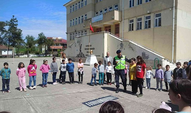 Jandarmadan öğrencilere 'trafik' eğitimi