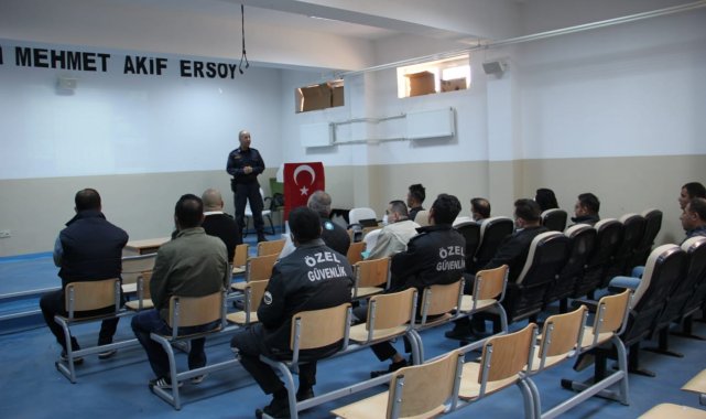 Jandarmadan özel güvenlik görevlilerine KAAN ve KADES eğitimi
