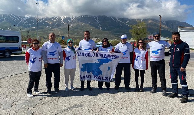 Kadınlar Van Gölü için yürüyor