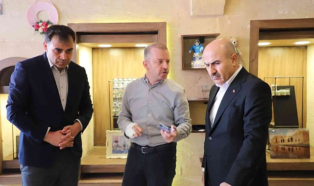 Kadınların el emeği göz nuru ürünleri belediyenin mağazalarında satışta