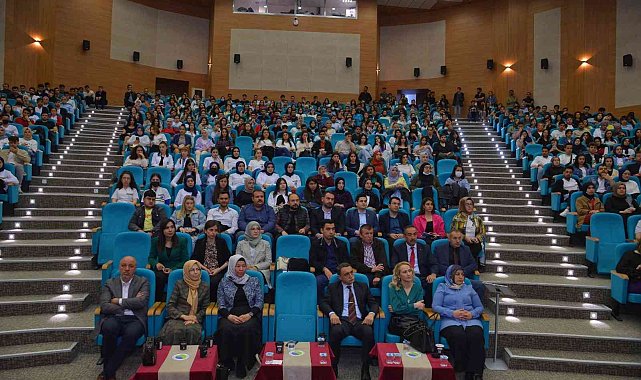 KAEÜ Sağlık Bilimleri Fakültesinde devir teslim töreni yapıldı