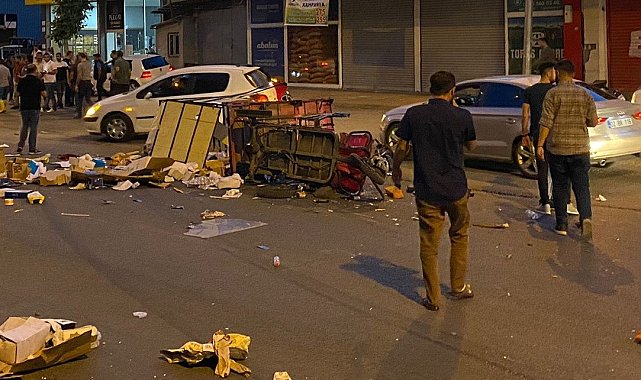 Kağıt toplama aracı ile otomobil çarpıştı: 1 yaralı