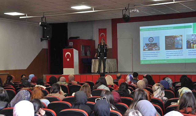 Kağızman'da madde bağımlılığı anlatıldı