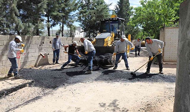 Kahta'da asfalt çalışmalarına hız verildi