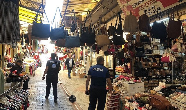 Kaldırım işgali yapan esnafa denetim