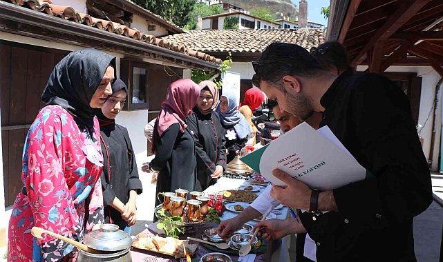Karabük Lezzet Şenlikleri yemek yarışması ile devam etti