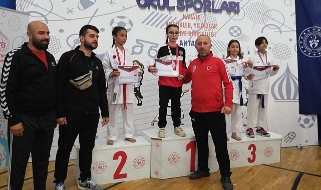 Karatede Türkiye şampiyonu oldu