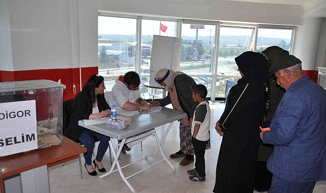 Kars'ta, Ali Gürbüz Sadıkoğlu, güven tazeledi