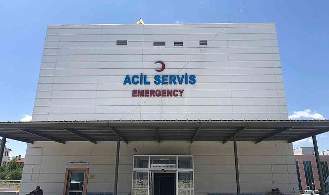 Kastamonu&#039;da 20 öğrenci yedikleri yemekten zehirlendi