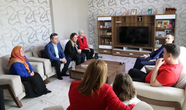 Kaymakam Karaman, bayramda şehit ve gazi ailelerini yalnız bırakmadı