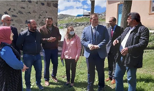 Kaymakam Yılmazer, Erdağı köyünde