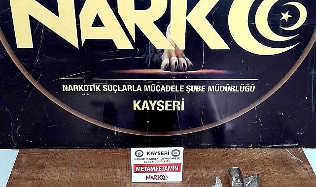 Kayseri&#039;de 8 adrese eş zamanlı uyuşturucu operasyonu: 32 kişi yakalandı