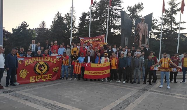 Kayserililerden final maçında destek