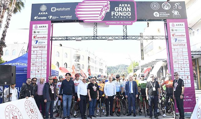 Kemer'de 14 ülkeden 526 amatör bisikletçi yarıştı