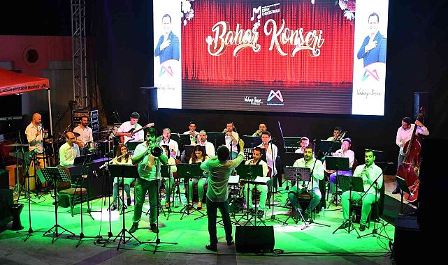 Kent Orkestrasından üniversite öğrencilerine konser