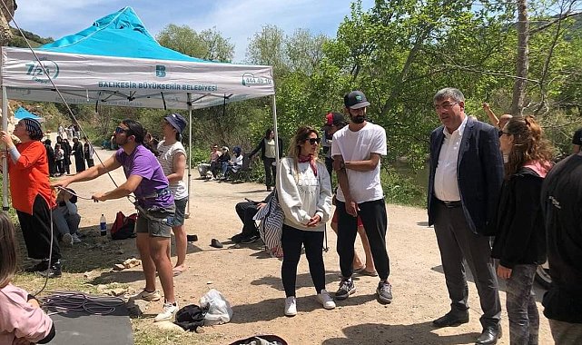 Kepsut'ta kaya tırmanışı şenliği sona erdi