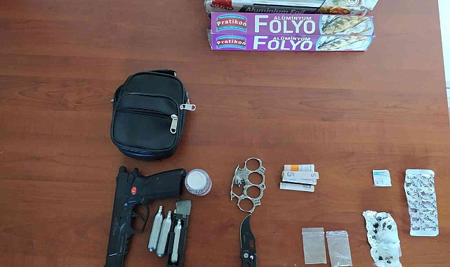 Keşan'da şok denetimlerde silah ve uyuşturucu ele geçirildi