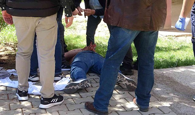 Kezzapla kendine zarar vermek isteyen şahsı polis etkisiz hale getirdi