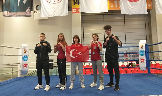 Kick Boks Dünya Kupası'nda Eskişehirli sporculardan büyük başarı