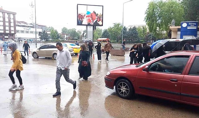 Kırıkkale&#039;de sağanak yağış ve dolu etkili oldu