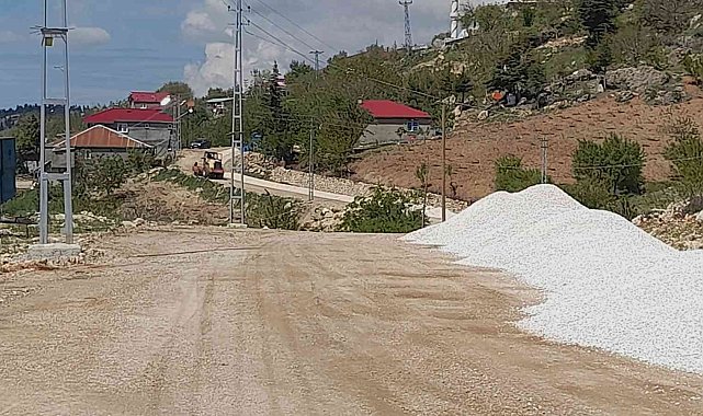 Kırsal mahalle yolları yenileniyor