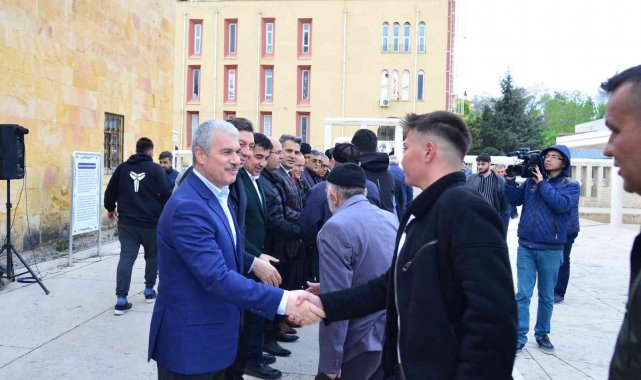 Kırşehir&#039;de protokol bayramlaştı