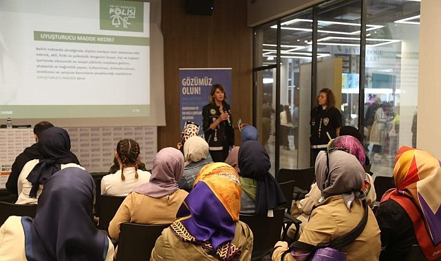 Kitap Fuarı'nda KADES ve UYUMA projeleri tanıtıldı