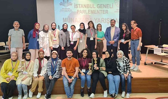 Kız İmam Hatip lisesi öğrencileri, 'Parlamenter Münazara Yarışmasında' ter döktü