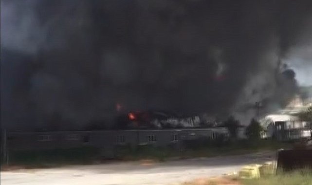 Kocaeli'de fabrikada yangın