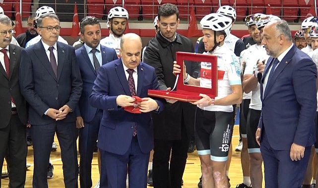 Kocaeli'den yola çıkan 19 bisikletli Samsun'a ulaştı