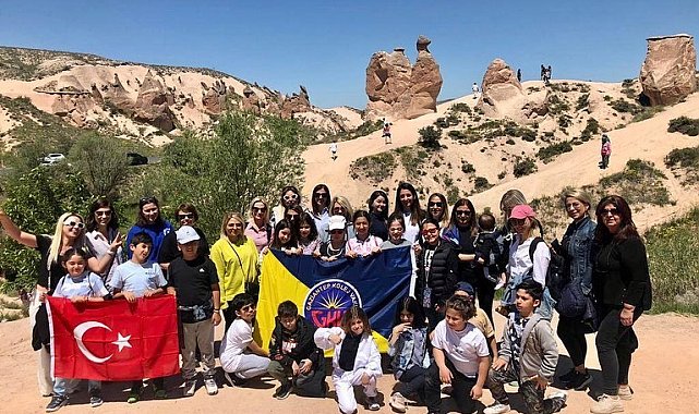 Kolej öğrencileri Kapadokya gezisinde