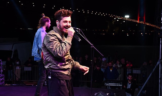 Kolpa Gençlik Festivali&#039;nde Altınovalıları coşturdu