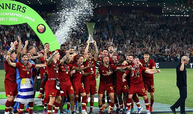 Konferans Ligi'nin ilk şampiyonu Roma
