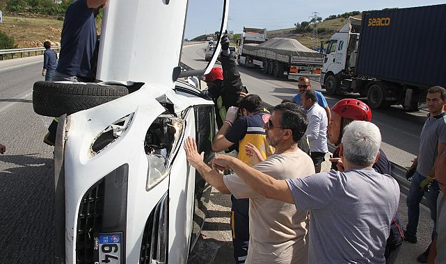 Kontrolden çıkan otomobil yan döndü; 1 yaralı