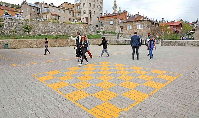 Konya Büyükşehir 278 okulda oyun alanları oluşturdu