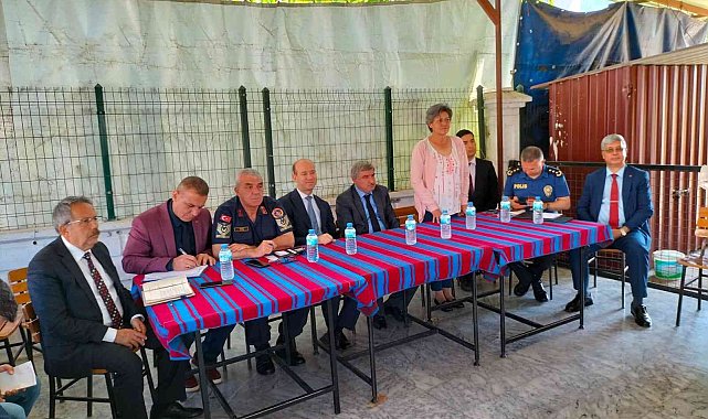 Köyceğiz'de halk toplantıları devam ediyor