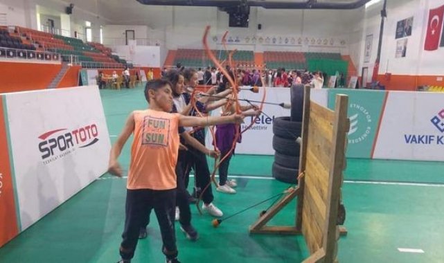 Köyceğiz'de öğrenciler geleneksel spor oyunları ile tanıştı