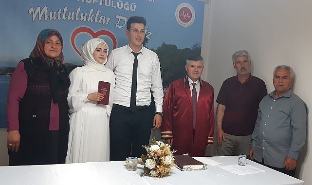Köyceğiz'de yenilenen nikah salonu hizmete girdi