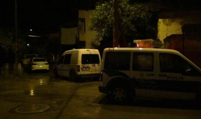 Kozan'da evinin önünde silahlı saldırıya uğrayan kişi öldü