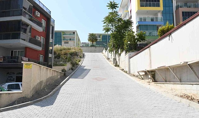 Kuşadası'nın güzel yarınları için hizmet seferberliği devam ediyor