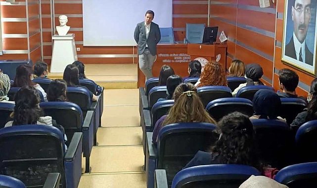 Kütahya Evliya Çelebi Hastanesi&#039;nde 48 sağlık çalışanı göreve başladı