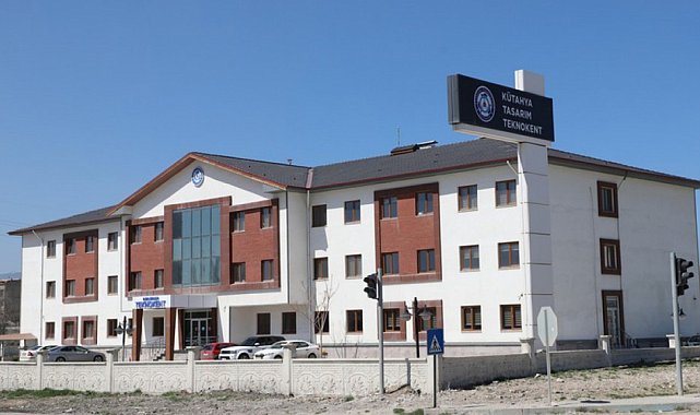 Kütahya Tasarım Teknokent'in Öğrencisi projelerine destek